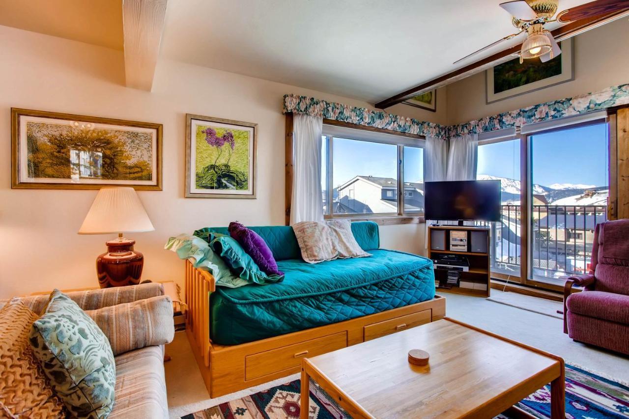 Ski-In Ski-Out Studio Private Balcony & Fireplace Condo 마운트크레스티드부트 외부 사진